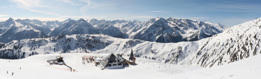 Mayrhofen ski resort in winter