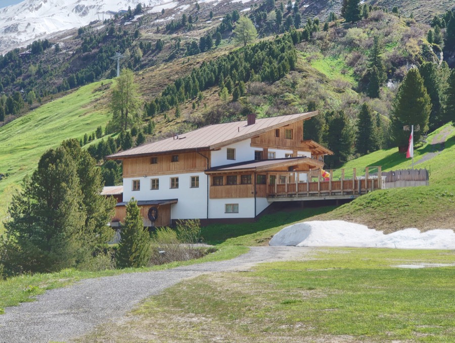 Obergurgl ski resort in winter